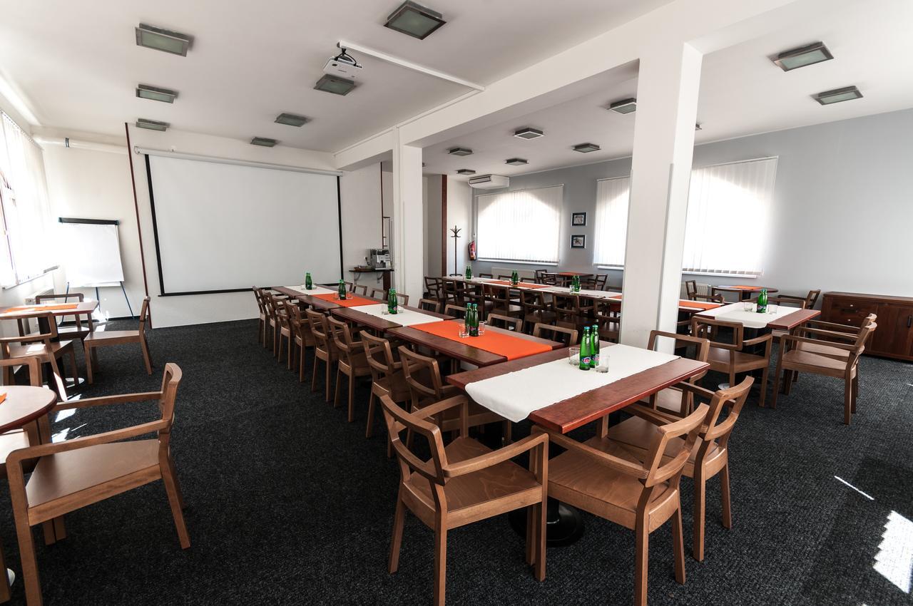 Hotel Slunecni Dvur Brno Dış mekan fotoğraf