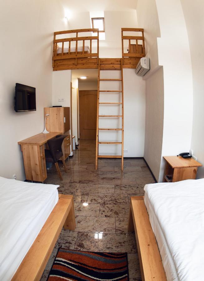 Hotel Slunecni Dvur Brno Dış mekan fotoğraf